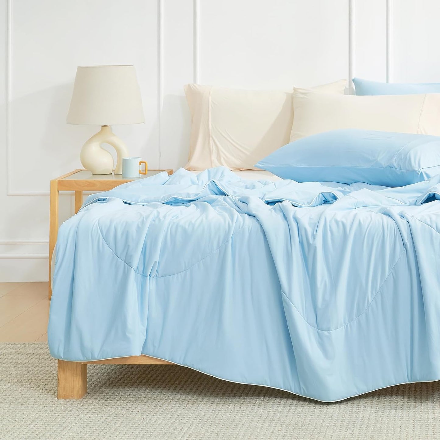 ThandaSleep™: Light, Cooling Comfort