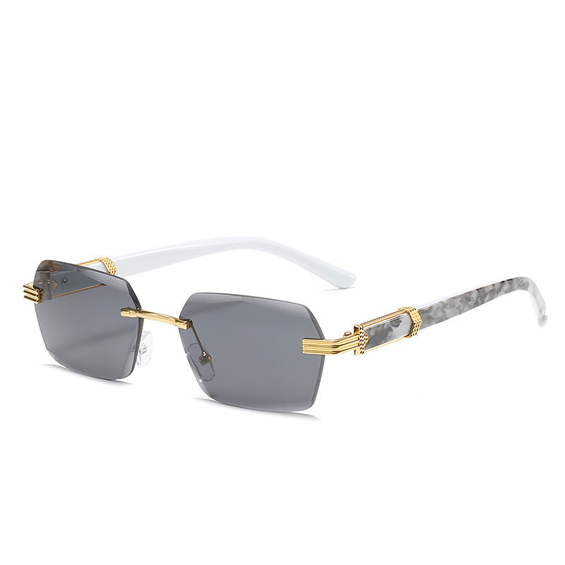 CarltonFrames™