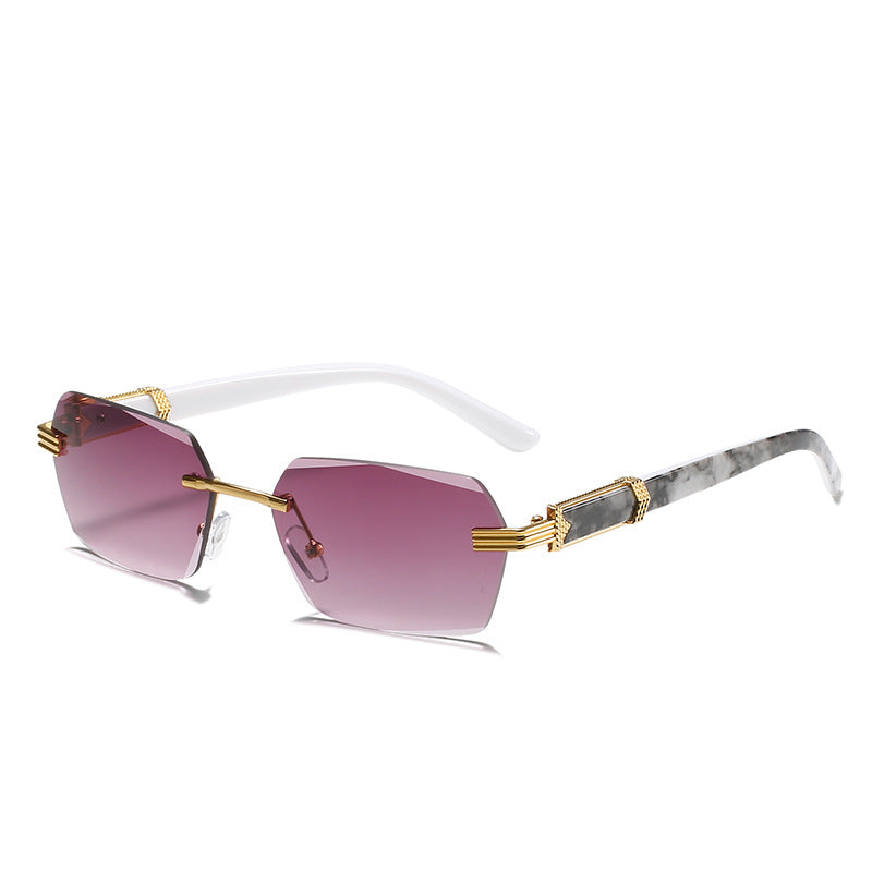 CarltonFrames™