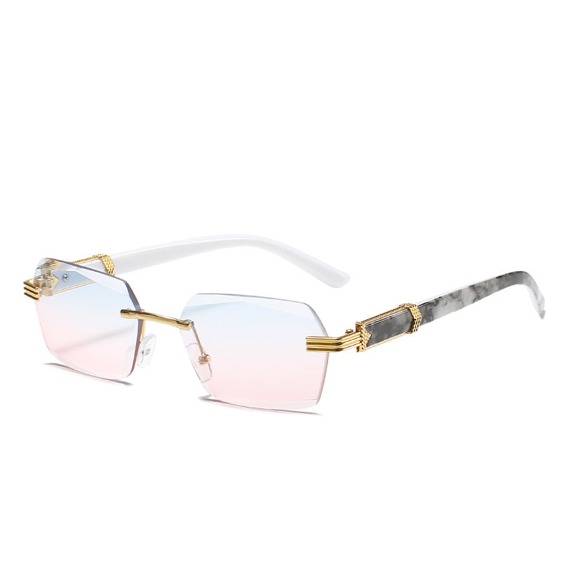 CarltonFrames™